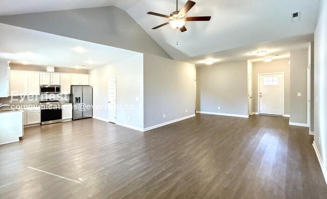 Building Photo - 1020 Echo Rdg Rd