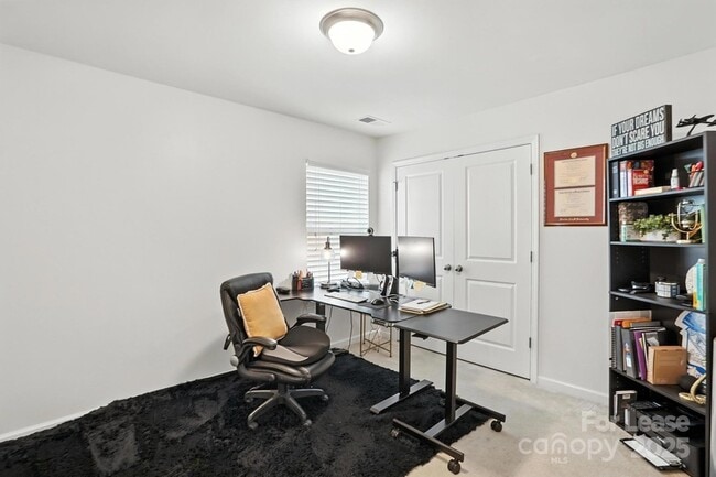 Building Photo - 3827 Ernie Dr