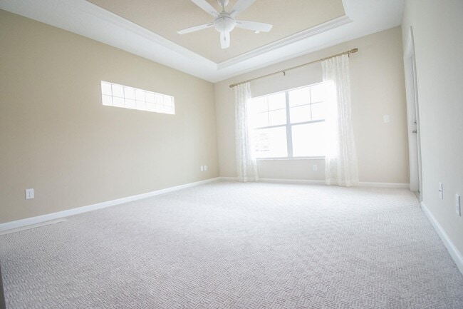 Building Photo - 14426 Emerald Pl Wy