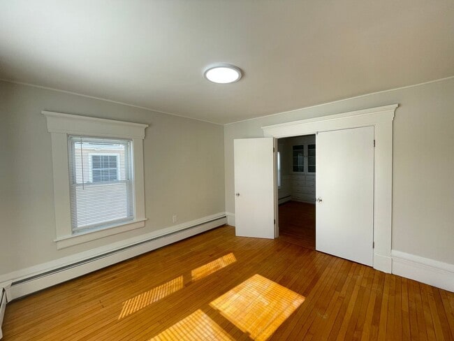 Building Photo - 193 W Mitchell St