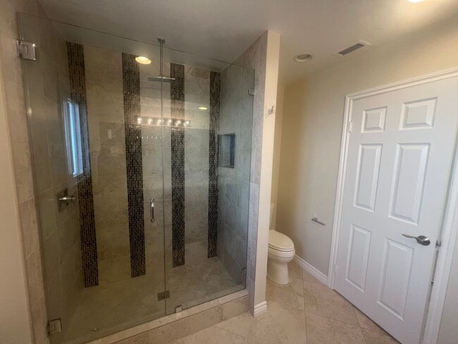 Building Photo - Beautiful upgraded 3 bedroom home in Orangecrest!