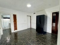 Building Photo - 375 N Elm St