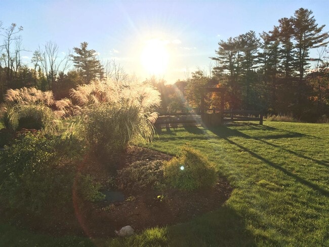 Building Photo - 26 N Main St