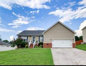 Front - 4093 Mountain Vista Rd