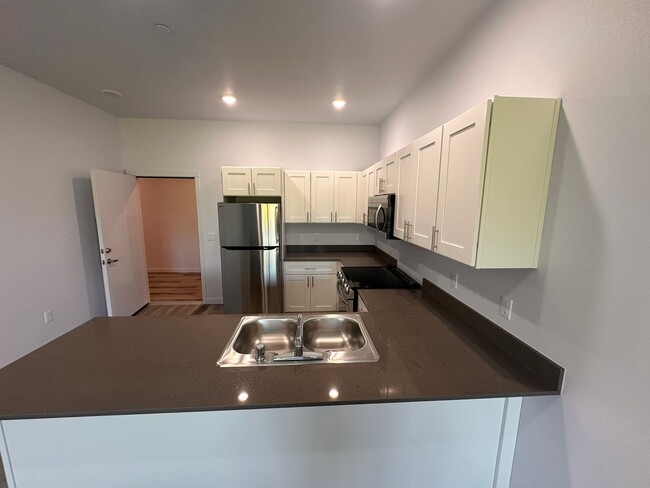 Floorplan - Large One Bedroom Close to Vancouver Mall