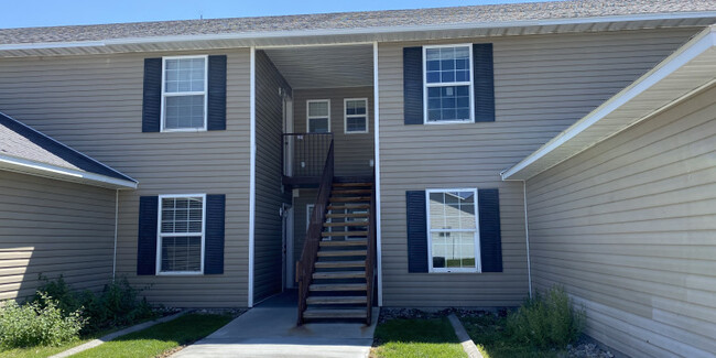 Primary Photo - 545 Caribou Apartments