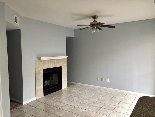 Building Photo - 3506 Cove View Blvd