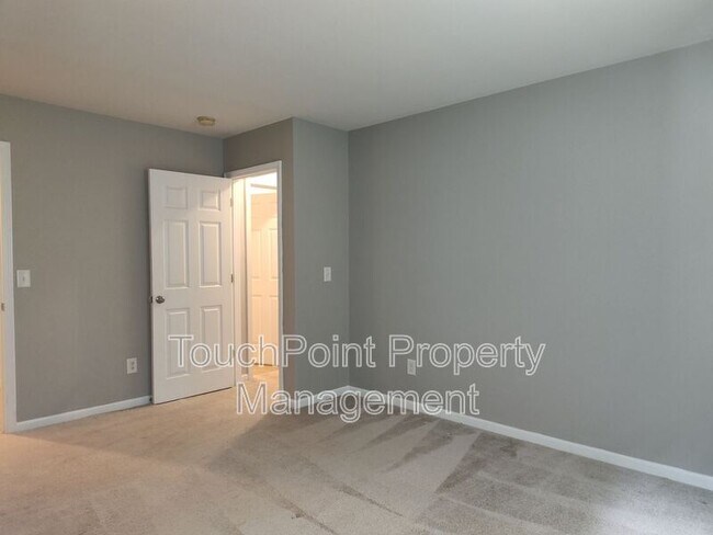 Building Photo - 16121 Long Talon Way