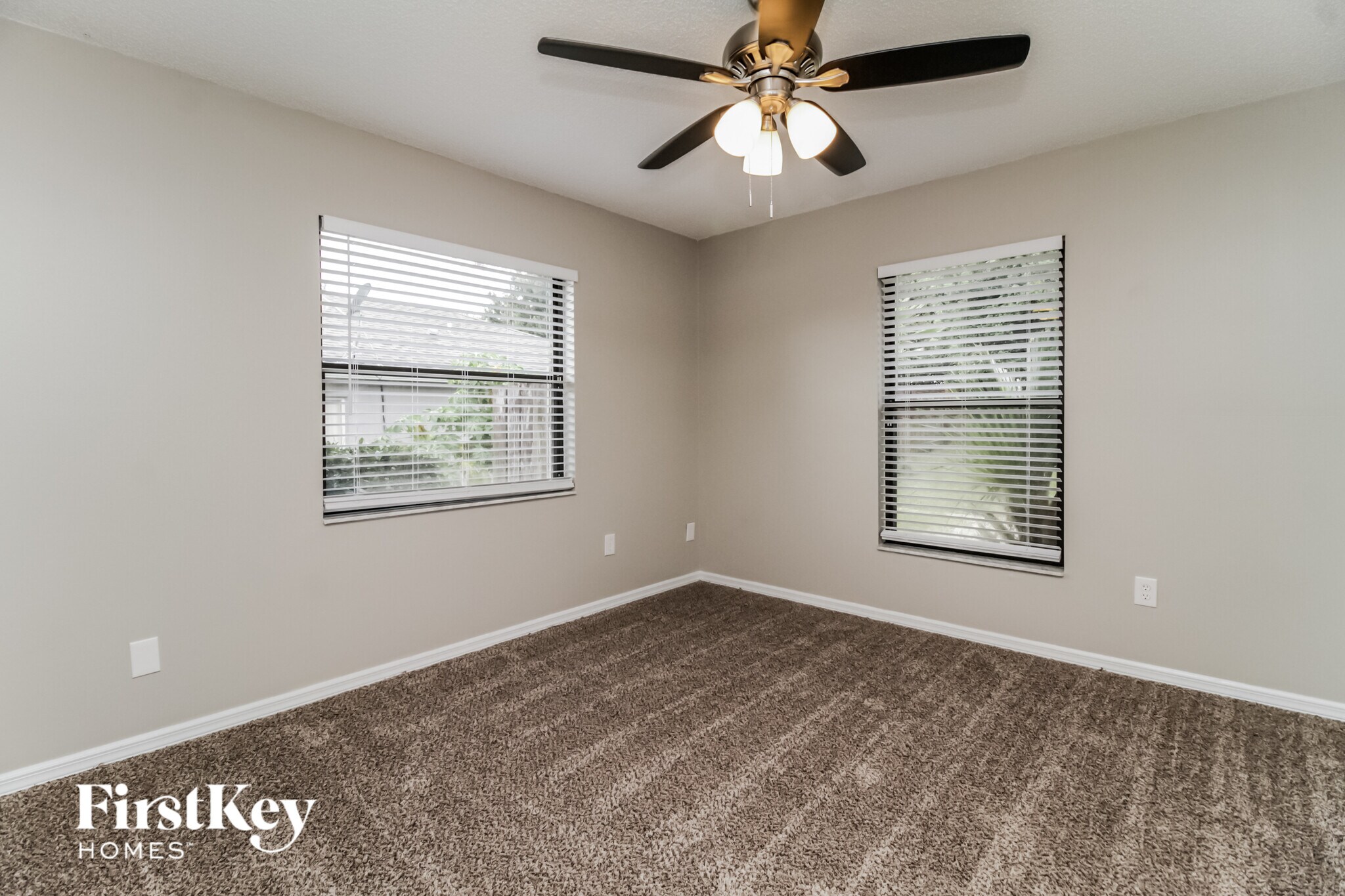 Building Photo - 836 Sylvia Dr