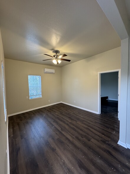 Living room - 2127 Avenue O