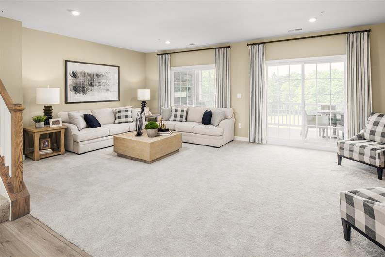 Another view of the Grand Living Room with plenty of space. - 10810 Presidential Pky