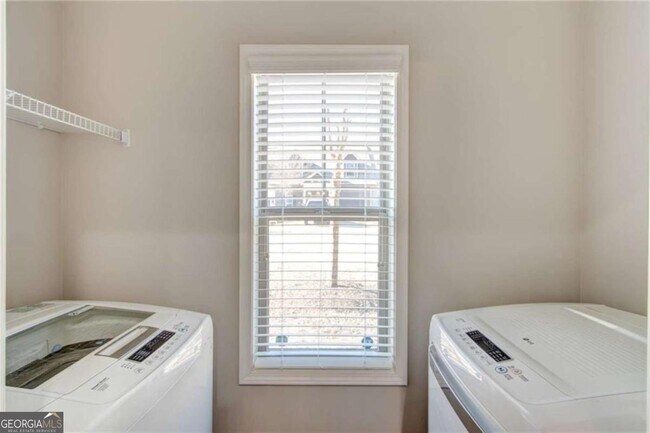 Building Photo - 3770 Shades Valley Ln