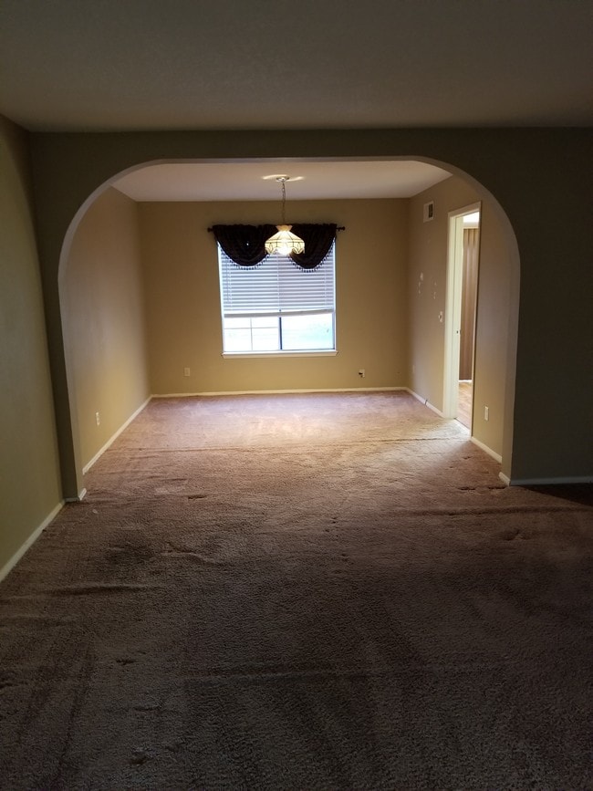 formal dining area - 19945 Eagle Ridge Ln