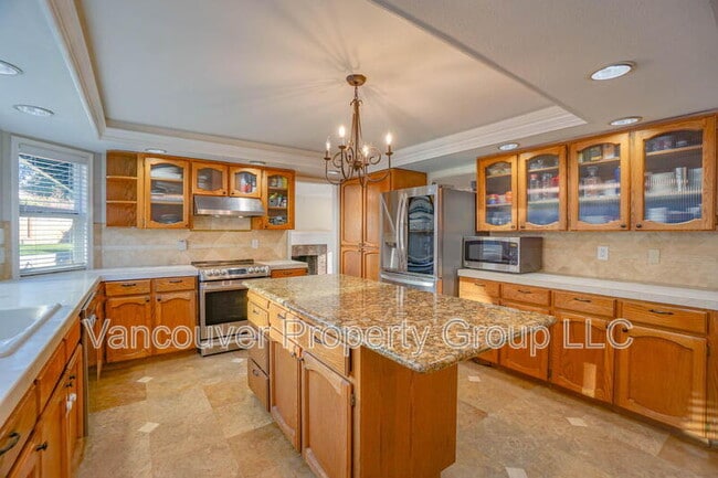 Building Photo - 2821 SE 138th Loop