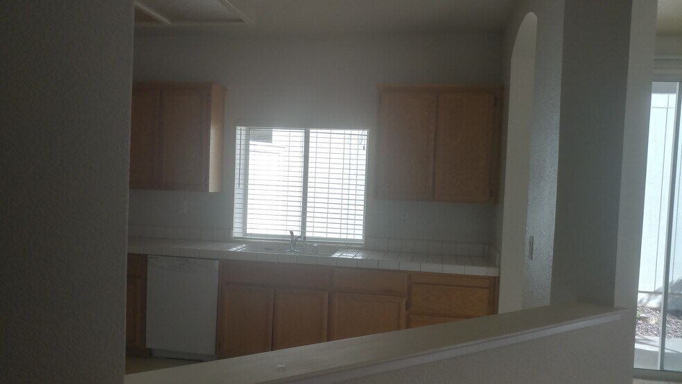 Building Photo - 224 Brightstone Cir
