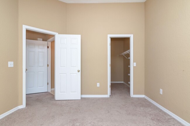 Building Photo - MOVE IN BY MAY 15th and GET 2 WEEKS OFF YO...