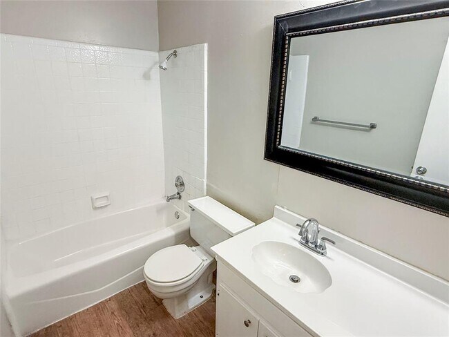 Building Photo - 409 Rawhide Loop