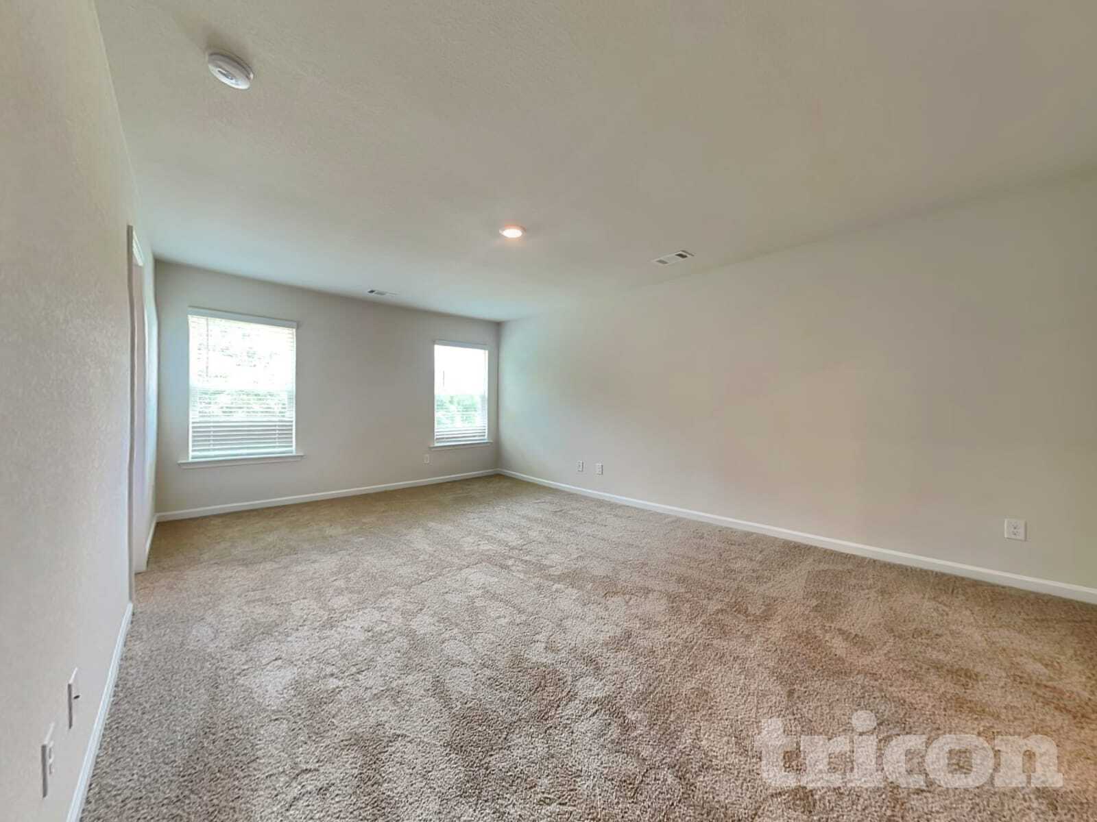 Building Photo - 1392 Deutz Dr