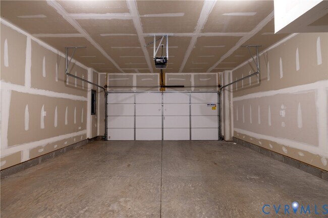 Building Photo - 6932 Leire Ln