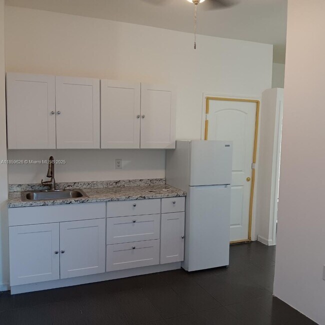 Building Photo - 13376 SW 268th Ter