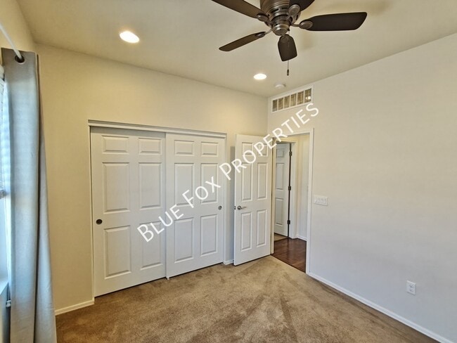 Building Photo - 34185 S Presidio Pl