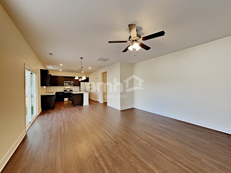 Building Photo - 4953 Chutney Dr