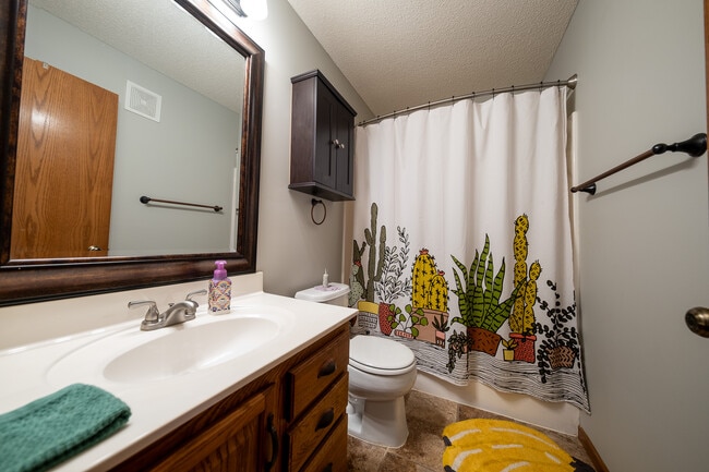 Building Photo - 18904 Inca Ave