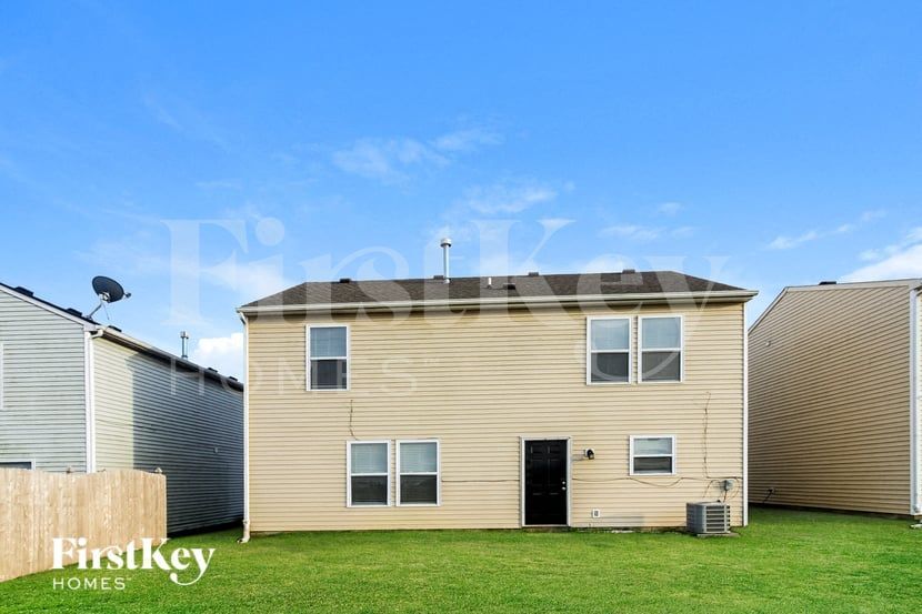 Building Photo - 11428 Cuyahoga Dr