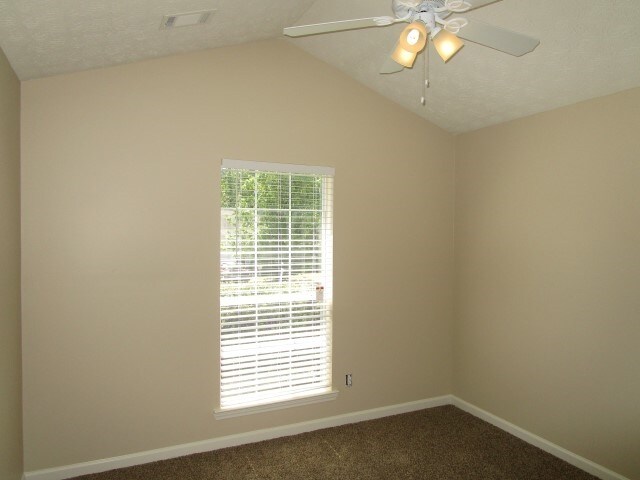 Building Photo - 305 Brannans Ct