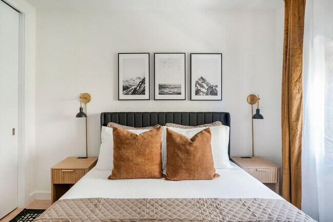 Building Photo - 317w E 14th St