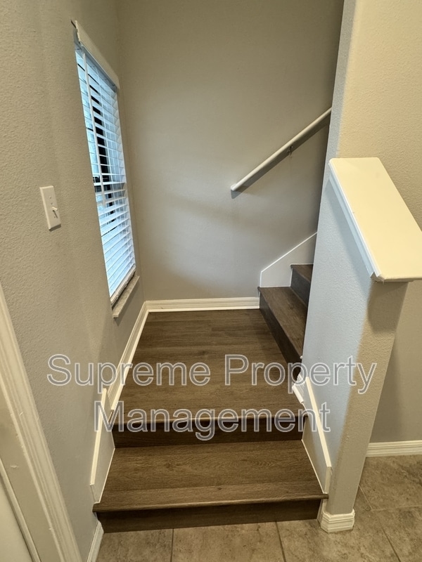 Building Photo - 12716 Lemon Pepper Dr