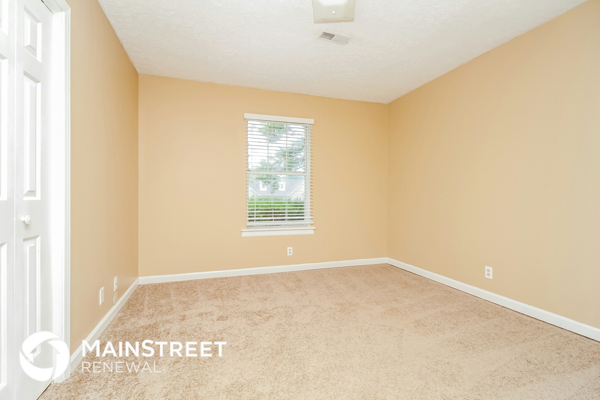 Building Photo - 2432 Laurel Hill Ct