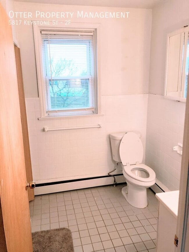 Building Photo - 5817 Keystone St