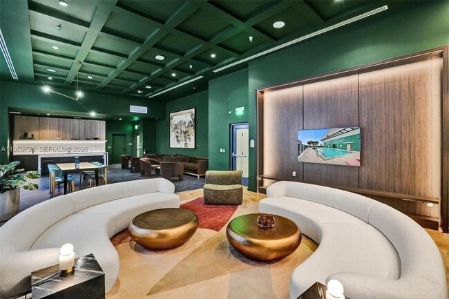 Building Photo - 11 NE 6th St