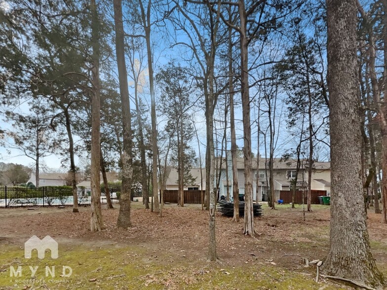 Building Photo - 12640 Tucker Crossing Ln