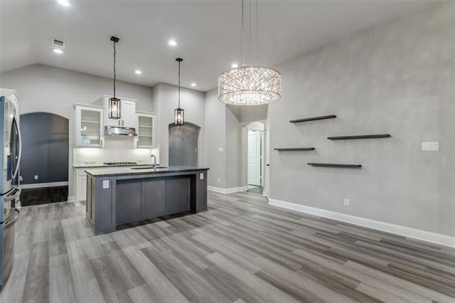 Building Photo - 15512 Governors Is Wy