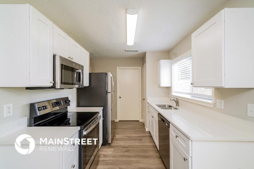 Building Photo - 4439 Misty Springs Dr