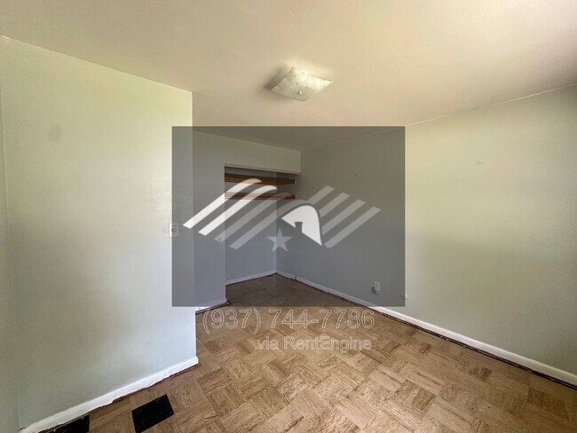 Building Photo - 2723 McCall St