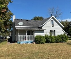 Building Photo - 13518 8th St