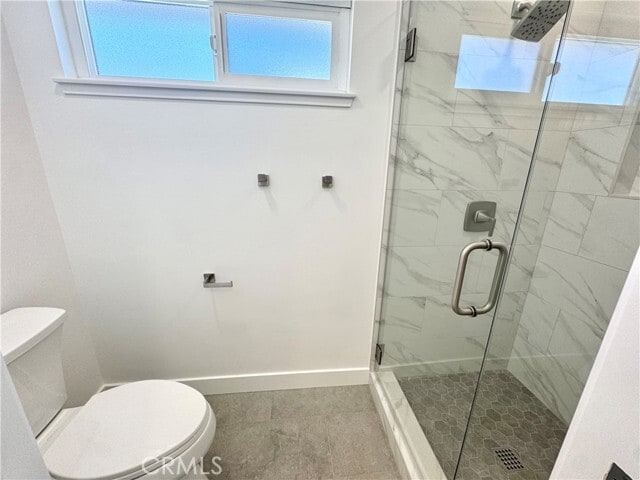 Building Photo - 9872 Kings Canyon Dr