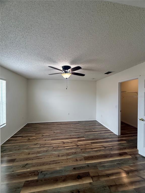 Building Photo - 401 Mallard Way