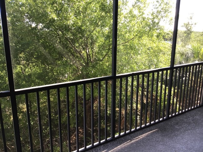 Building Photo - 1189 Venetian Harbor Drive NE