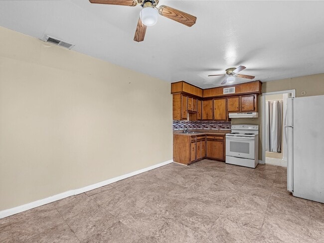 Building Photo - 7938 Hammerly Blvd