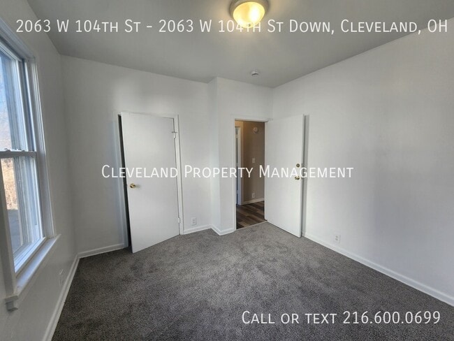 Building Photo - 2063 W 104th St