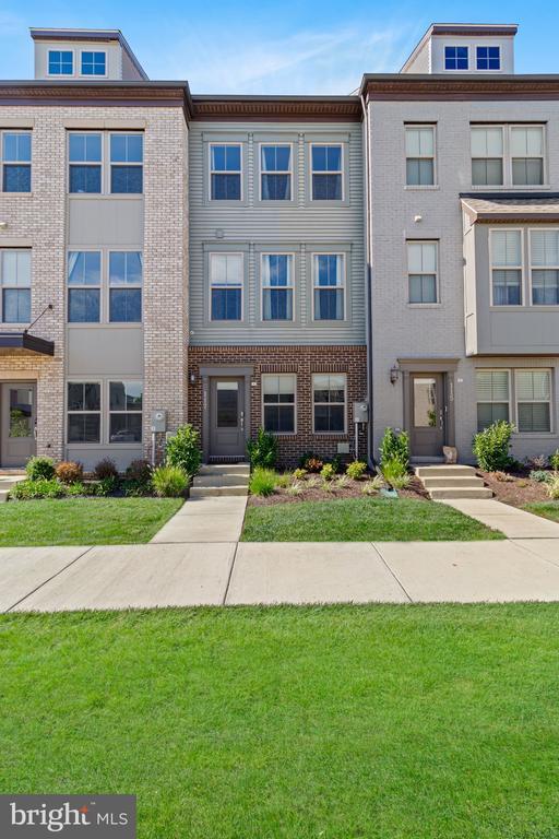 Building Photo - 117 Capital Ct