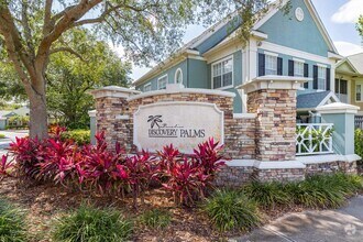 Building Photo - Discovery Palms