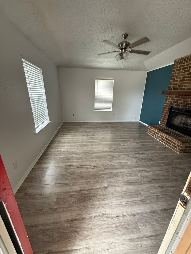 Building Photo - 1032 Tennessee Trail