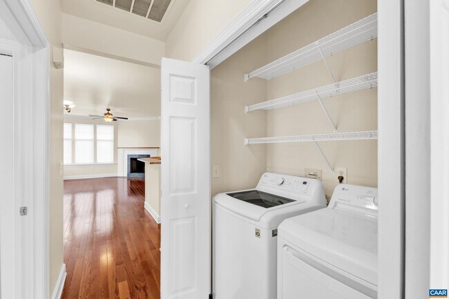 Building Photo - 1312 Silverbell Ct