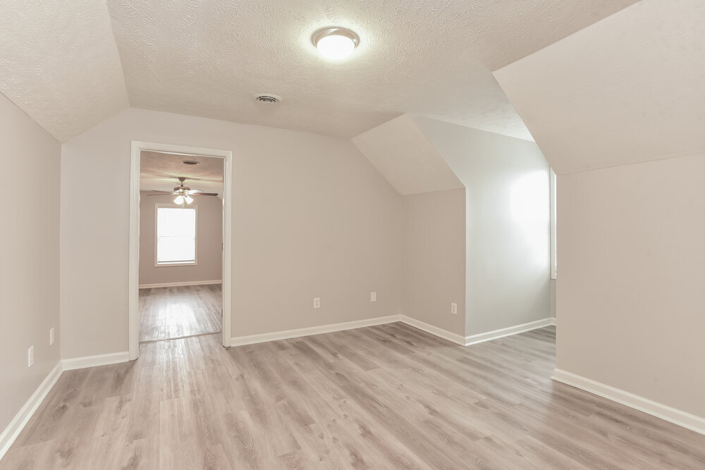 Building Photo - 1995 Bolden Dr