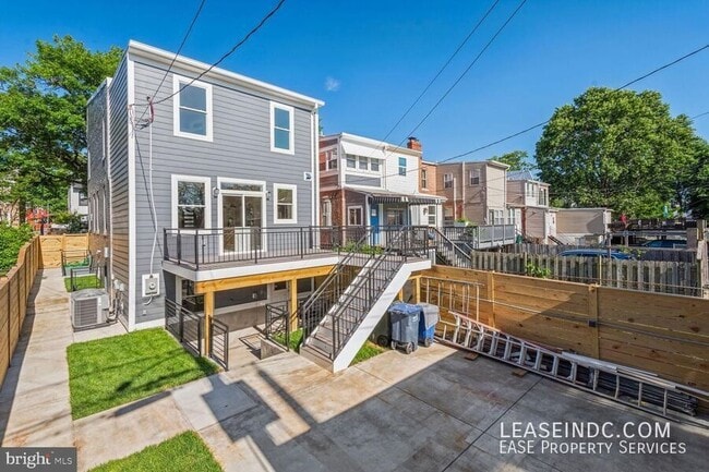 Building Photo - 4012 5th St NW